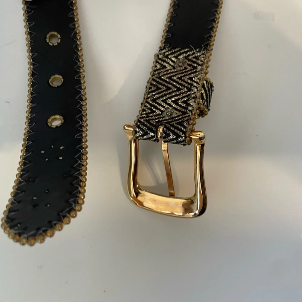 Black & Gold Herringbone Pattern 1” Belt With Beaded Accents Size Medium